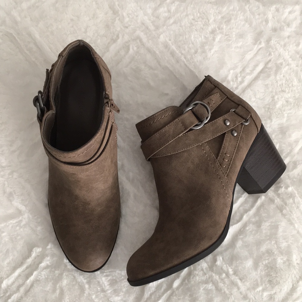 Brown booties size 8 worn once
